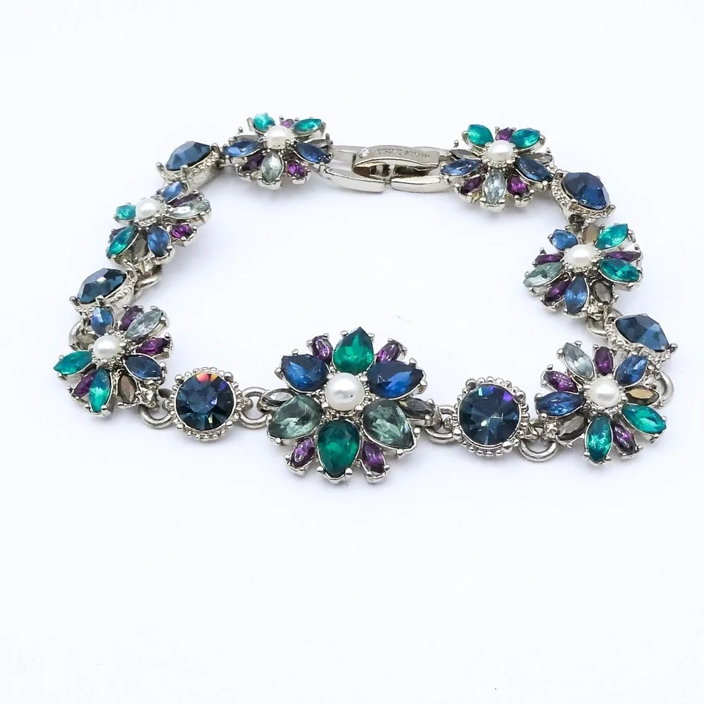Marchesa Flower Blue Green Crystal Rhinestone Faux Pearl Gold Tone 7.5